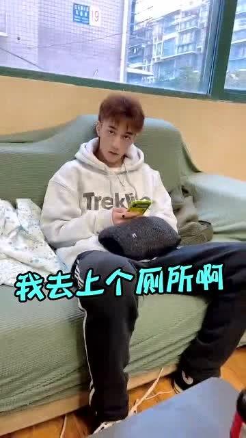 枕头老哥最新爆料,揭秘娱乐圈最新热点事件 第2张 枕头老哥最新爆料,揭秘娱乐圈最新热点事件 第2张